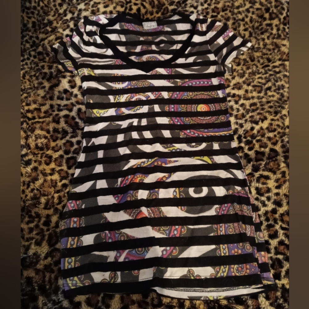 Funky short sleeve shirt